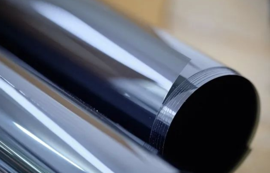 SABIC推出全新NORYL™树脂 为高压动力电池的超薄绝缘膜提供卓越的CTI和阻燃性能